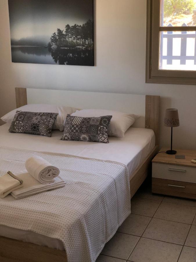 Araζω, Irakleia Family Home Экстерьер фото
