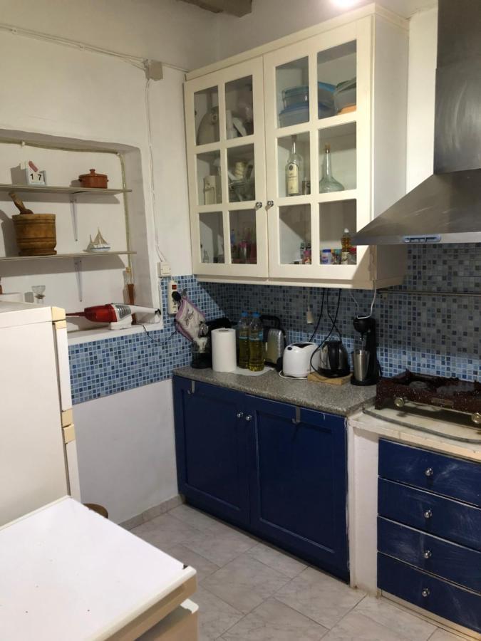 Araζω, Irakleia Family Home Экстерьер фото